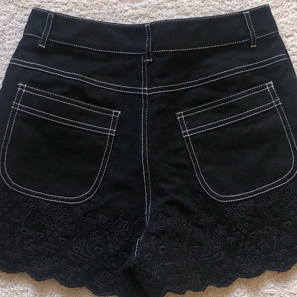 Staud black shorts, size:6 - Picture 7 of 7